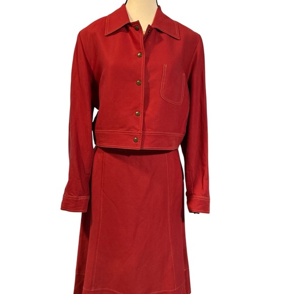 Beautiful Vintage Ron Leal Red Skirt Suit made in Canada Linen and Cotton Blend - Picture 3 of 10